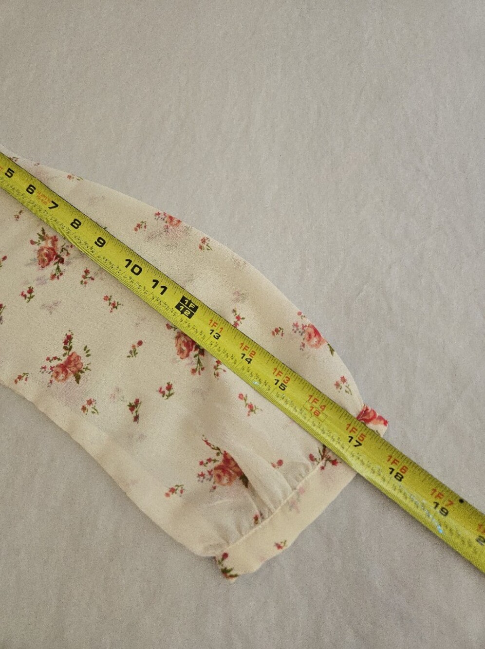 Anthropologie Pins & Needles Cream Floral Peasant Blouse EB4 - Picture 6 of 8